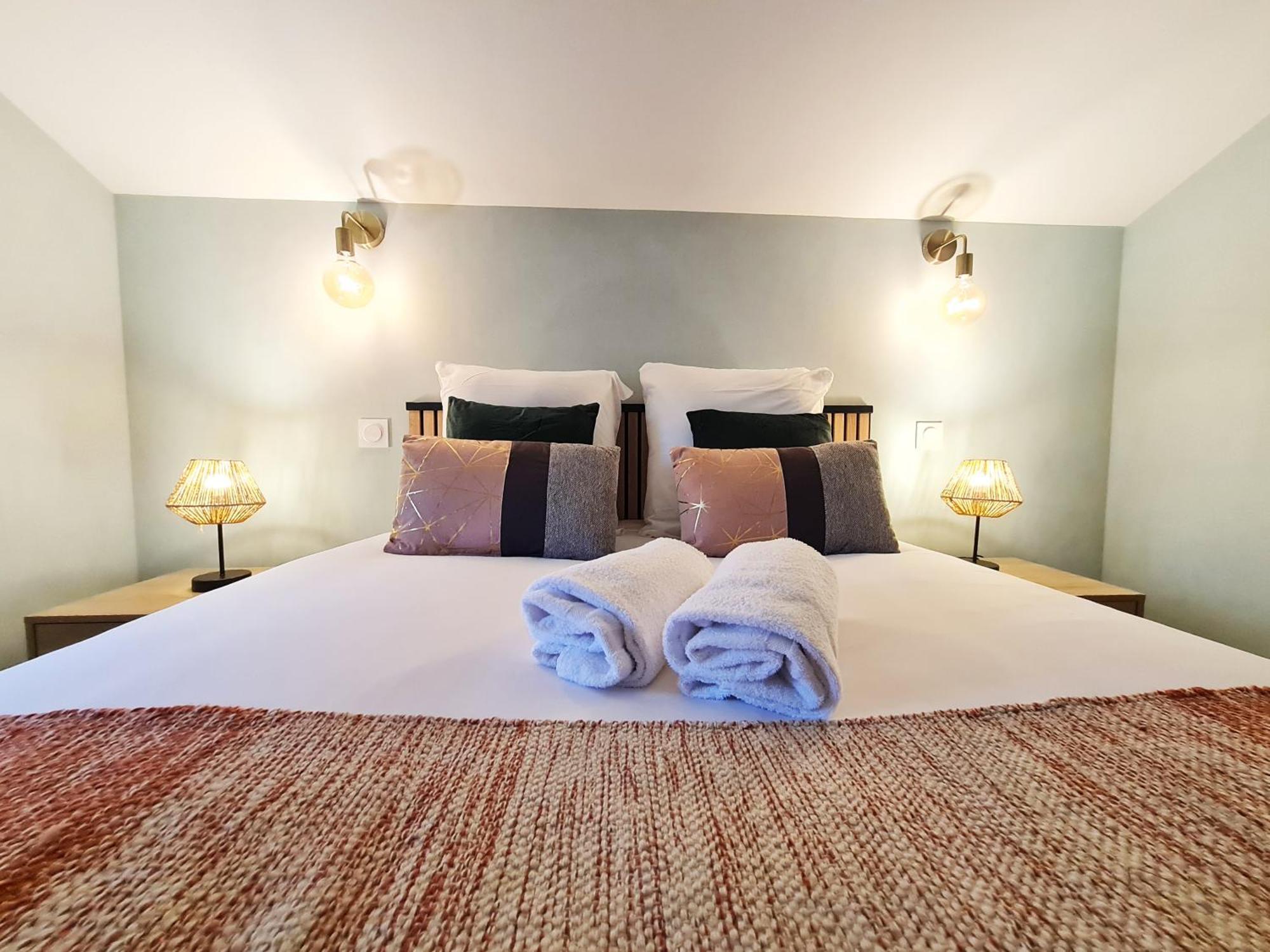 Cabanes Du Domaine Des Fees 多勒 外观 照片