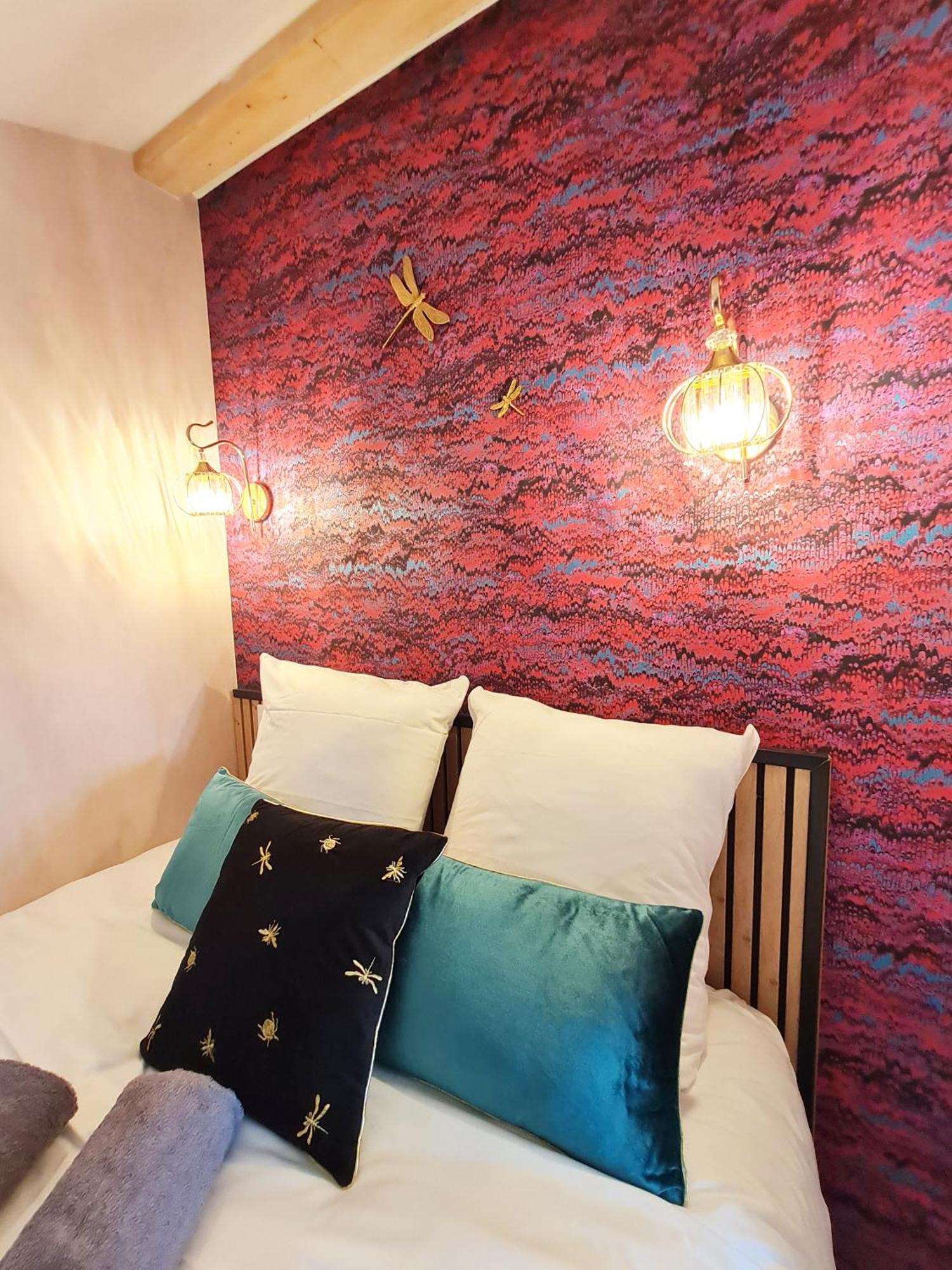Cabanes Du Domaine Des Fees 多勒 外观 照片